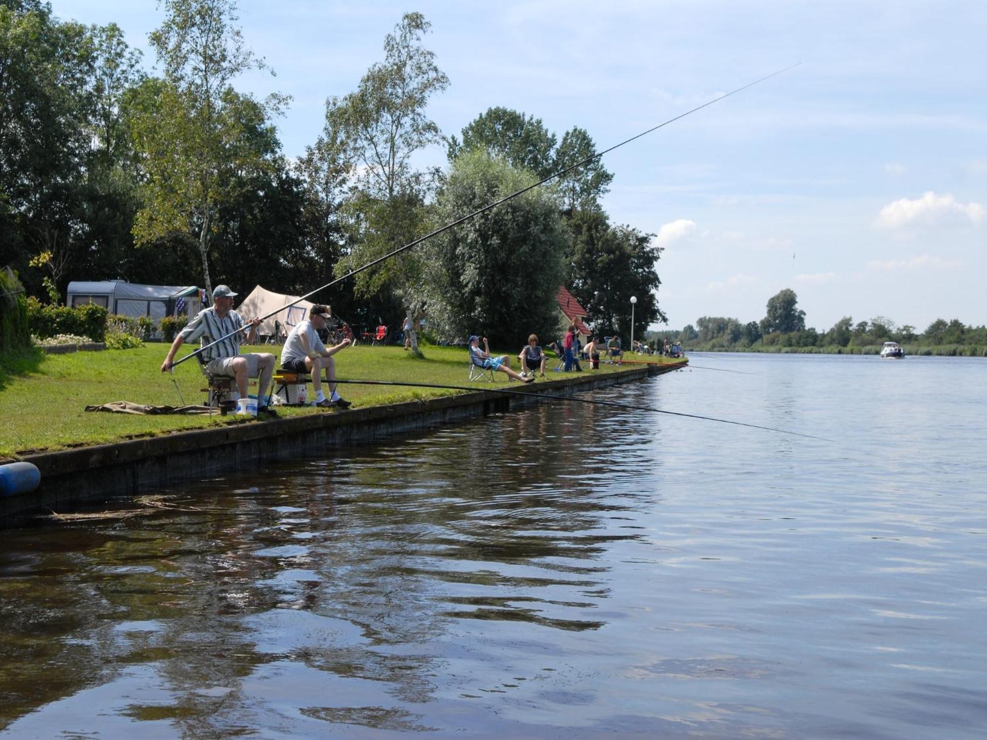 Detached Villa With Dishwasher Leeuwarden At 21Km Suameer 外观 照片
