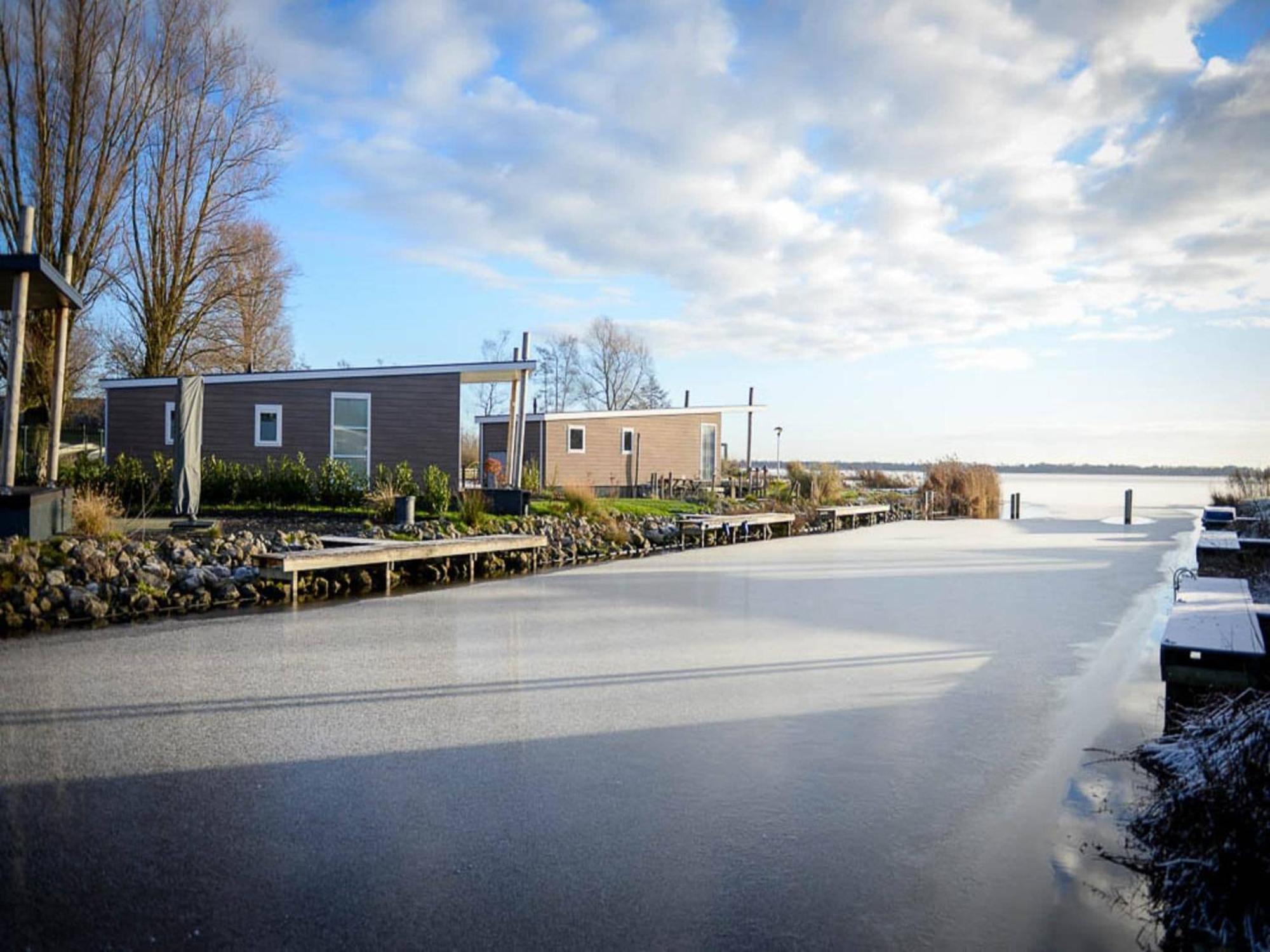 Detached Villa With Dishwasher Leeuwarden At 21Km Suameer 外观 照片